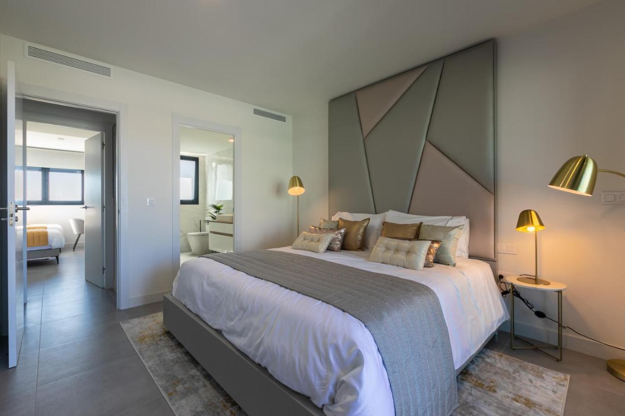 شقة The Golden Oasis Penthouse إِستيبونا المظهر الخارجي الصورة