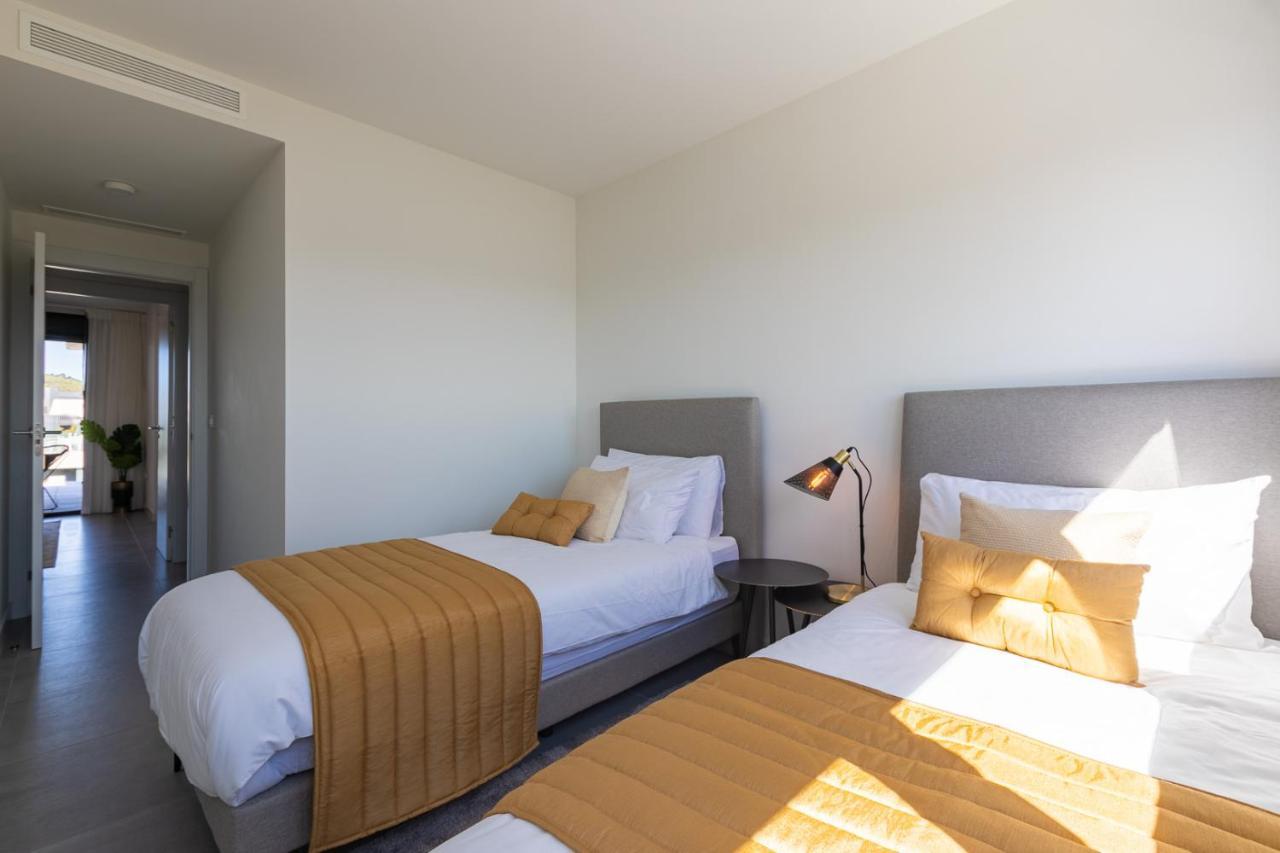 شقة The Golden Oasis Penthouse إِستيبونا المظهر الخارجي الصورة
