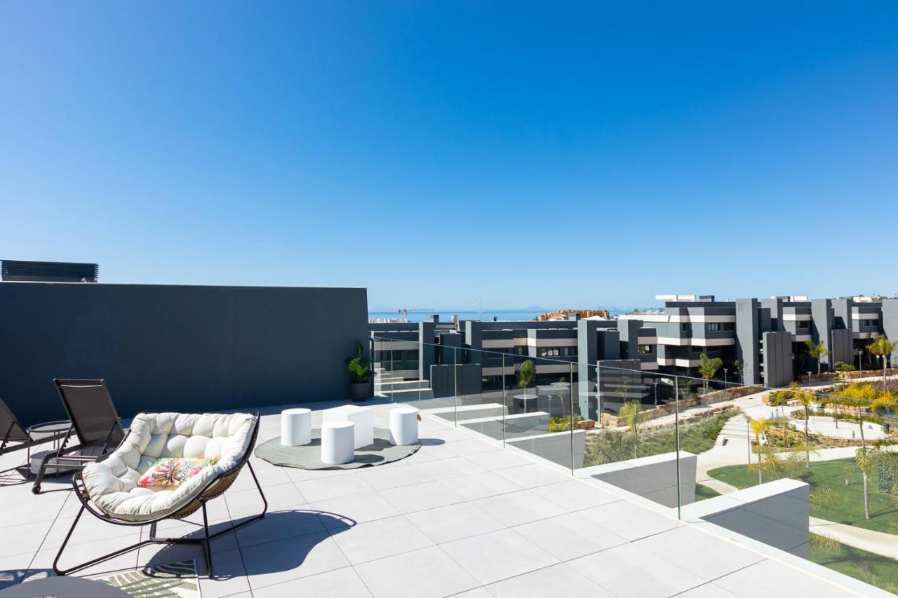 شقة The Golden Oasis Penthouse إِستيبونا المظهر الخارجي الصورة