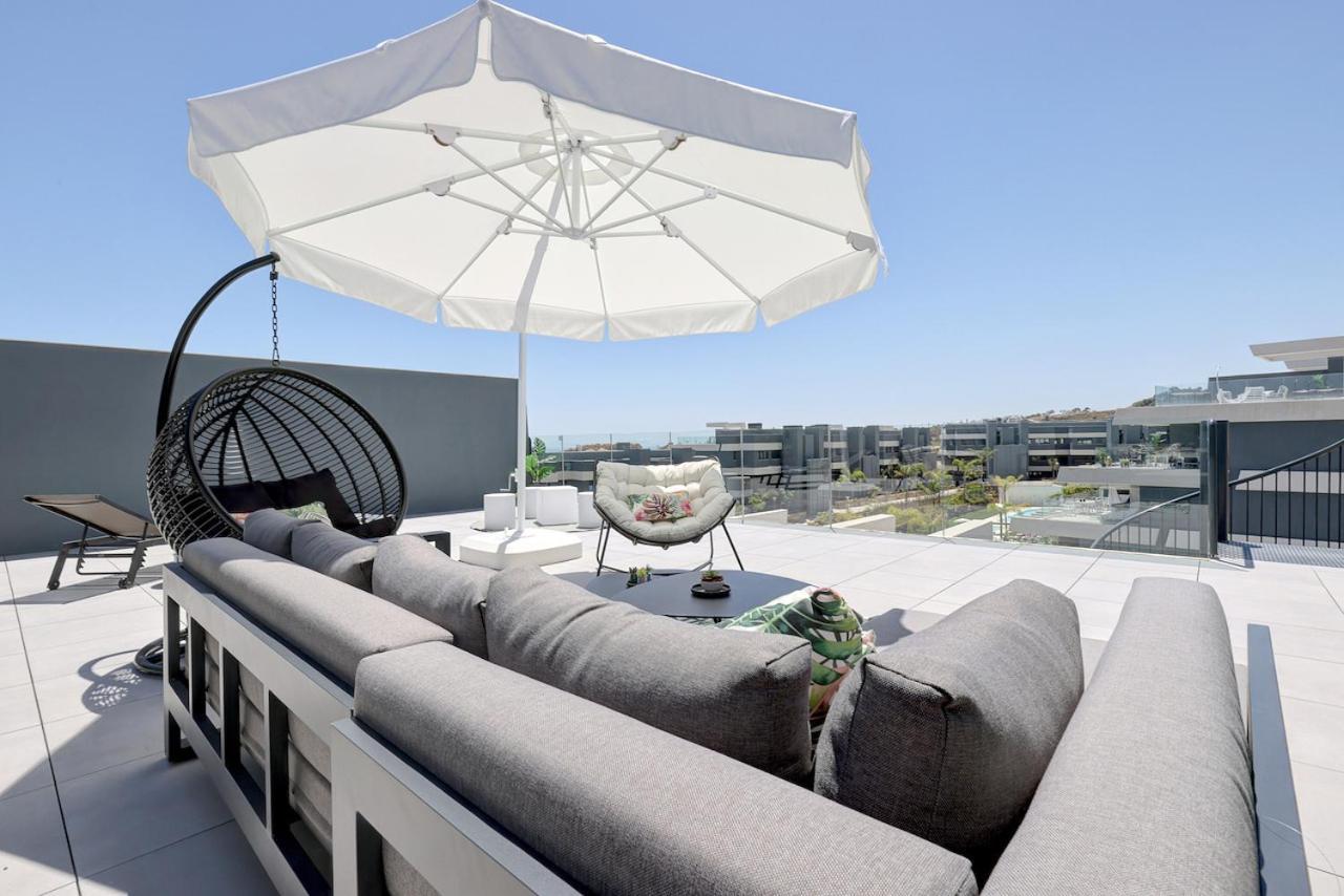 شقة The Golden Oasis Penthouse إِستيبونا المظهر الخارجي الصورة
