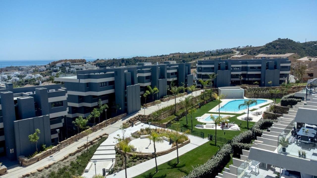 شقة The Golden Oasis Penthouse إِستيبونا المظهر الخارجي الصورة